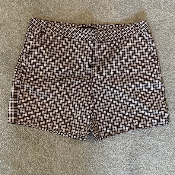 Counterparts Pants - Black and White Plaid Shorts- Size 14